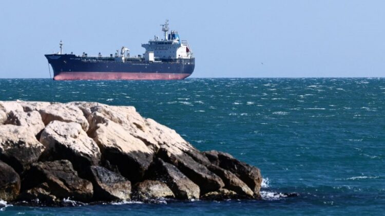 Ελληνόκτητο, το πρώτο VLCC που διήλθε από τα Στενά του Ορμούζ