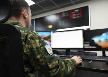 Παραβιάστηκαν δεκάδες email του ΓΕΕΘΑ από χάκερ που συνδέονται με τη Ρωσία!!!