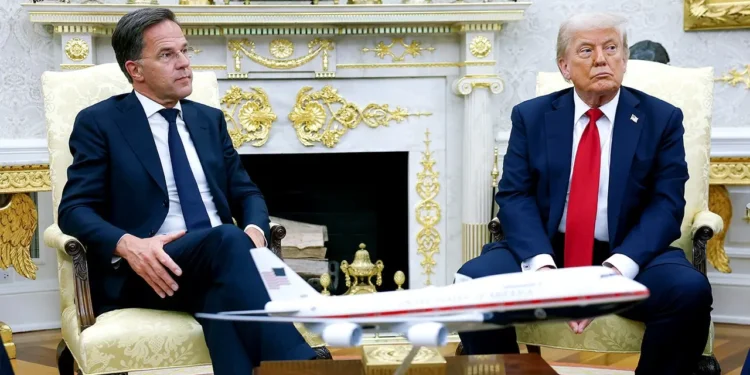 Τραμπ κατά ΝΑΤΟ: «Δεν θα είναι εκεί όταν το χρειαστούμε» – Σχέδιο ανταμοιβής χωρών όπως η Ελλάδα