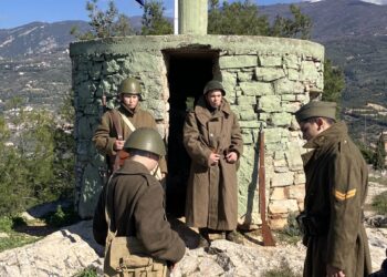 Ζωντάνεψαν τη θυσία του Ήρωα Λοχία Ιτσιου …Βολιώτες μαθητές