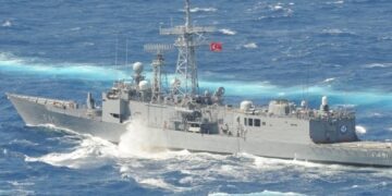 H Τουρκική Φρεγάτα  «Goksu» Παρενόχλησε νότια  της Κάσου το  Ολλανδικό  «Maasvliet»