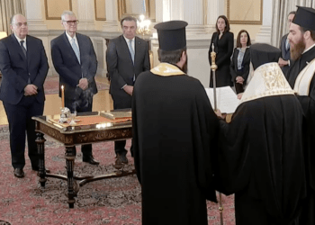 Ορκίστηκαν τα νέα μέλη της κυβέρνησης – Σχοινάς, Τουρνάς και Λαζαρίδης