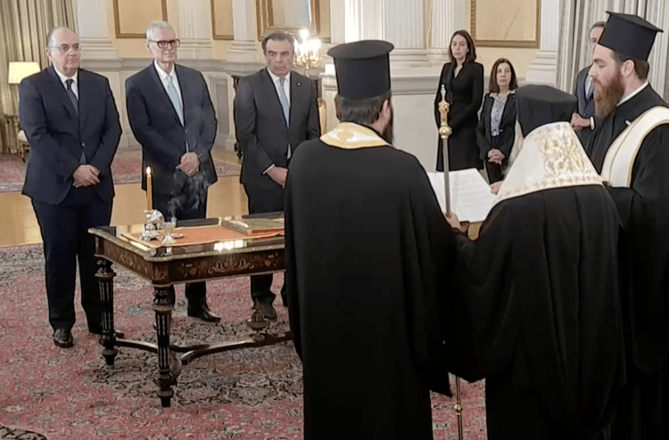 Ορκίστηκαν τα νέα μέλη της κυβέρνησης – Σχοινάς, Τουρνάς και Λαζαρίδης