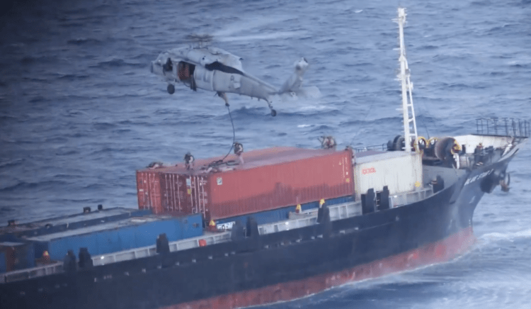 Νέα αμερικανική επιχείρηση σε δεξαμενόπλοιο στην Αραβική Θάλασσα – Σφίγγει ο κλοιός γύρω από το Ιράν