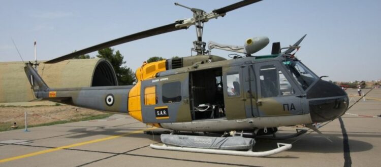 Eλικόπτερο ΑΒ-205 της 358 Μοίρας Έρευνας Διάσωσης…εκτέλεσε αναγκαστική προσγείωση λόγω μηχανικής βλάβης