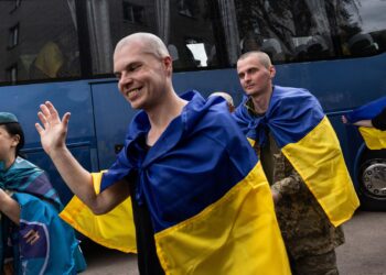 Ανταλλαγή αιχμαλώτων Ρωσίας – Ουκρανίας: 175 από κάθε πλευρά επέστρεψαν