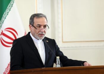 Ιράν για Στενά Ορμούζ: Προειδοποιεί για «προκλητικές ενέργειες» πριν από την απόφαση του ΟΗΕ