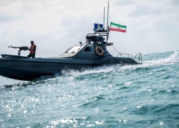 Στενά του Ορμούζ: Το Ιράν σχεδιάζει «διόδια» και πλήρη έλεγχο στη ναυσιπλοΐα