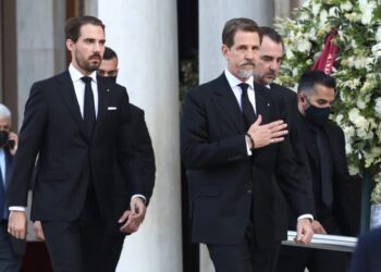 «Σφραγίδα» ΣτΕ: Οριστικά Ντε Γκρες η τέως βασιλική οικογένεια – Με ιθαγένεια και πλήρη δικαιώματα