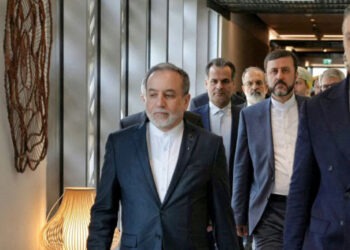 Νέα πρόταση του Ιράν στις ΗΠΑ: Τρία βήματα για επανέναρξη των συνομιλιών με φόντο τα Στενά του Ορμούζ