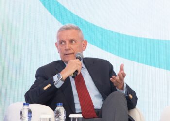 Φλώρος: Η Ελλάδα μπορεί να ξαναμπεί δυναμικά στα ναυπηγικά προγράμματα
