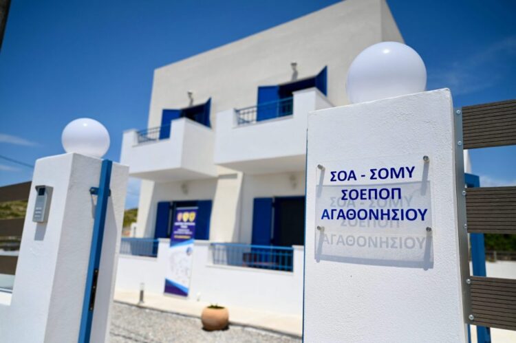 Τελετή εγκαινίων του συγκροτήματος νέων Στρατιωτικών Οικημάτων Αξιωματικών (ΣΟΑ) στο Αγαθονήσι.