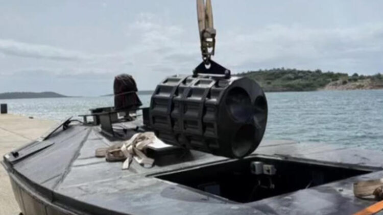 Το συγκεκριμένο (USV) της Λευκάδος …αποτελεί το πλέον επιτυχημένο “καμικάζι drone” στη Μαύρη Θάλασσα