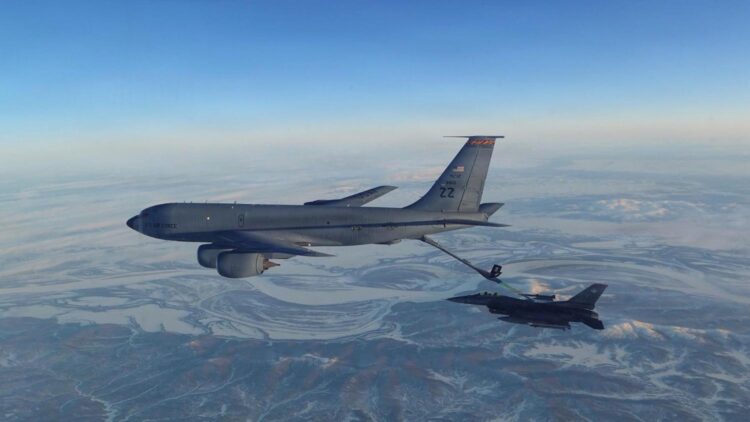 Ένα αμερικανικό αεροσκάφος ανεφοδιασμού KC-135 χάθηκε από τα Radar