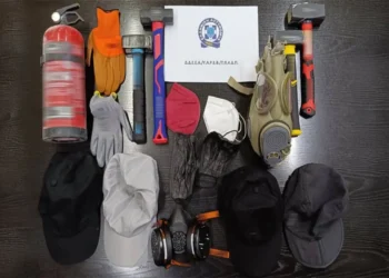 Συλλήψεις 3 γυναικών για εκτεταμένες καταστροφές στο Εφετείο