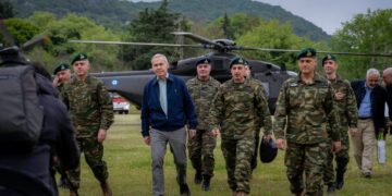 O ΥΦΕΘΑ Δαβάκης επισκέφθηκε την 1η Ταξιαρχία Καταδρομών – Αλεξιπτωτιστών (1ηΤΑΞ ΚΔ-ΑΛ «Ελ Αλαμέιν»)