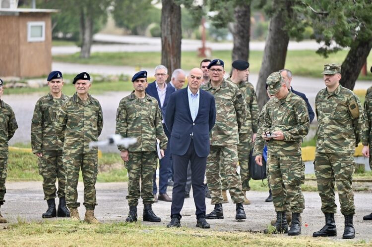 Δένδιας από την 34η Ταξιαρχία: «Η Νέα Θητεία αλλάζει τον Στρατό – Εκπαίδευση με drones και σύγχρονες δεξιότητες»