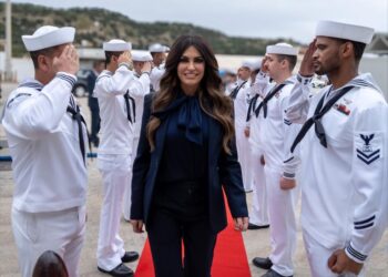 Στη βάση της Σούδας η πρέσβης των ΗΠΑ Κίμπερλι Γκίλφοϊλ