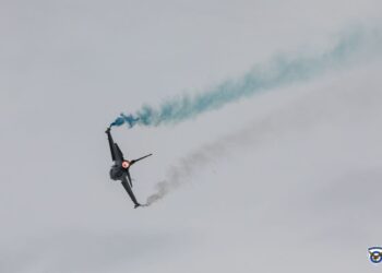 Εντυπωσιακές εικόνες από την επίδειξη για τα 95 χρόνια της Πολεμικής Αεροπορίας (vid)