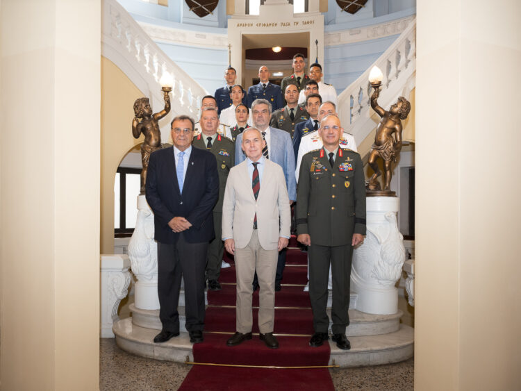 Ορκίστηκαν Έφεδροι Εν Ενεργεία Αξιωματικοί επτά Ολυμπιονίκες – Παρών ο ΥΦΕΘΑ Θανάσης Δαβάκης