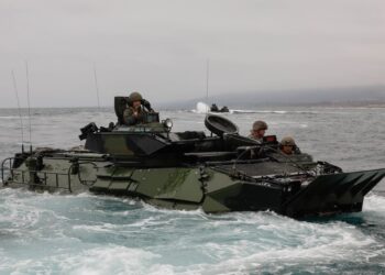 Η Ιταλία αποκτά αμφίβια τεθωρακισμένα από τις ΗΠΑ – Εγκρίθηκε η συμφωνία