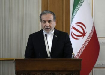 Αραγτσί: «Κλειδί» της συμφωνίας με τις ΗΠΑ ο τερματισμός του πολέμου στον Λίβανο