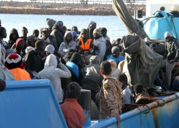 Εντοπισμός ακόμη 70 λαθρομεταναστών νότια της Γαύδου τα ξημερώματα