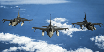 Τουρκικά F-16 παρενόχλησαν το Α/Φ του Δένδια και ομολόγων του προς την Κύπρο!!!