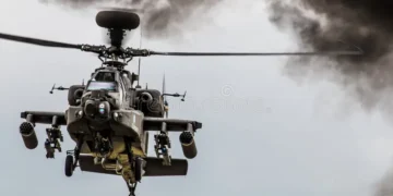 Πτώση ελικοπτέρου Apache  των ΗΠΑ  στα Στενά του Ορμούζ