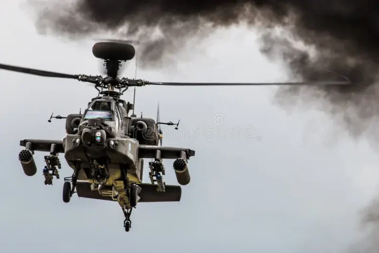 Πτώση ελικοπτέρου Apache των ΗΠΑ στα Στενά του Ορμούζ
