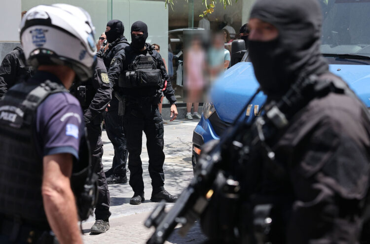 Σε εξέλιξη επιχείρηση από τα ξημερώματα της Τετάρτης με τη συνδρομή ΟΠΚΕ και ΕΚΑΜ…γυναίκα Αρχηγός (upd)