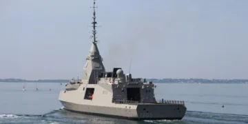Η φρεγάτα «Φορμίων» ολοκλήρωσε τις πρώτες θαλάσσιες δοκιμές και επέστρεψε στη Naval Group