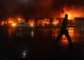 Νέα ουκρανική επιδρομή σε Ρωσία και Κριμαία: Τρεις νεκροί και πυρκαγιά σε εγκατάσταση καυσίμων