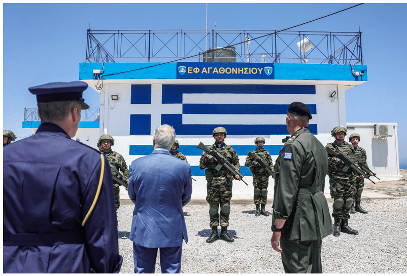 Στο Επιτηρητικό Φυλάκιο Αγαθονησίου με υπηρεφάνια...Ο ΠτΔ 2 02