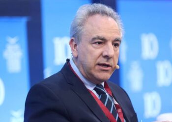 Κυβερνητική απάντηση για τον Θάνο Ντόκο: «Υβριδική επίθεση με Τεχνητή Νοημοσύνη – Δεν διέρρευσαν απόρρητα»