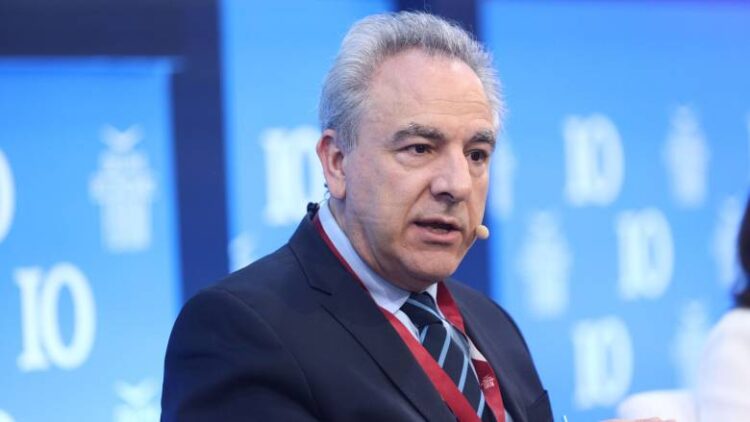Κυβερνητική απάντηση για τον Θάνο Ντόκο: «Υβριδική επίθεση με Τεχνητή Νοημοσύνη – Δεν διέρρευσαν απόρρητα»