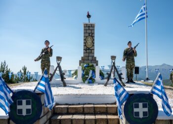 Δαβάκης από τη Φούρκα: «Η Ελληνίδα αποτελεί εγγύηση για την ανεξαρτησία του Έθνους» 9 Δαβάκης από τη Φούρκα: «Η Ελληνίδα αποτελεί εγγύηση για την ανεξαρτησία του Έθνους»