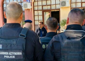 Στο πλευρό των προφυλακισμένων Αστυνομικών Ο δήμαρχος τους Άργους 6 Στο πλευρό των προφυλακισμένων Αστυνομικών Ο δήμαρχος τους Άργους