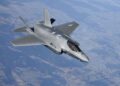 Βρετανικά F-35 αναχαίτισαν ρωσικό αεροσκάφος κοντά σε αεροπλανοφόρο στη Θάλασσα της Νορβηγίας