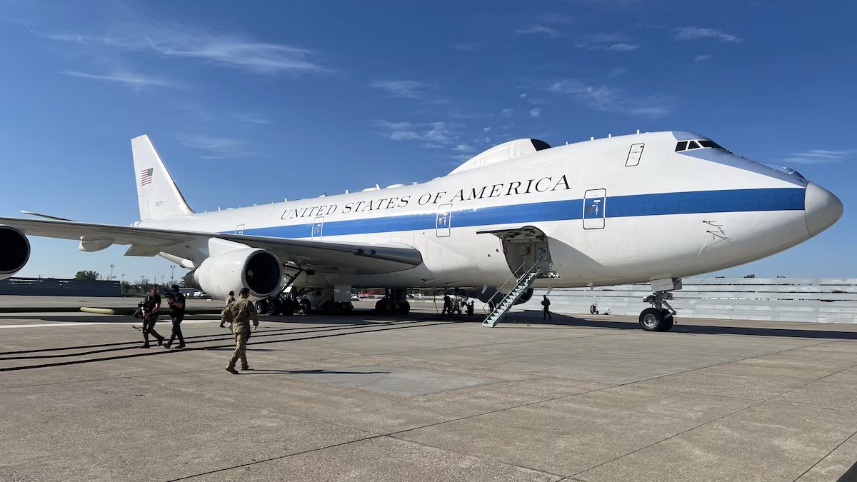 Το Boeing E-4B “Nightwatch” της Πολεμικής Αεροπορίας των ΗΠΑ, προσγειώθηκε στην αεροπορική βάση της Σούδας. 3 Boeing E 4B Nightwatch1