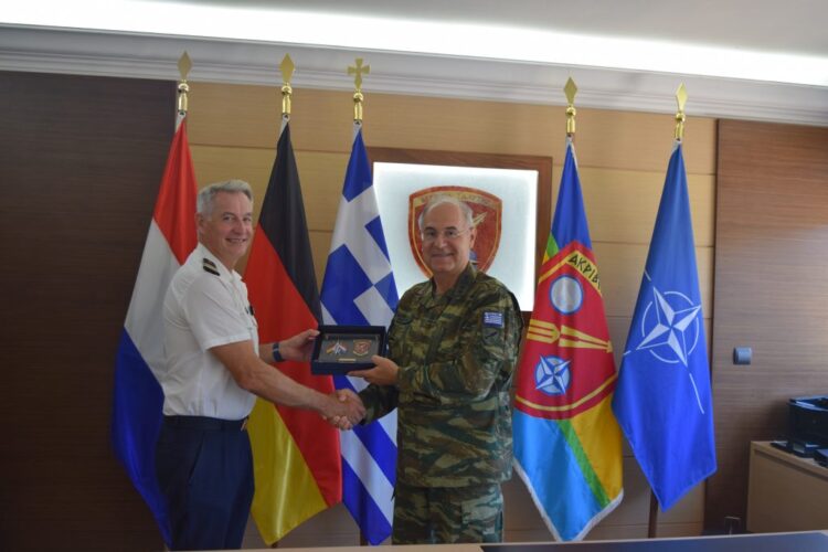 Επίσκεψη στο ΠΒΚτου ο Ακολούθου Άμυνας (ΑΚΑΜ) της Γαλλίας στην Ελλάδα 1 Επίσκεψη στο ΠΒΚτου ο Ακολούθου Άμυνας (ΑΚΑΜ) της Γαλλίας στην Ελλάδα