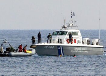 Νεκρός ο Σουδανός λάθρο διακινητής …Σε επιχείρηση διάσωσης στη Σάμο 6 Νεκρός ο Σουδανός λάθρο διακινητής …Σε επιχείρηση διάσωσης στη Σάμο