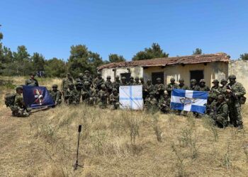 Λέσχη Εφέδρων Ενόπλων Δυνάμεων …Θα μας βρείτε μπροστά σας.