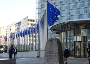 Κυπριακό: Η ΕΕ ανακοινώνει νέο ειδικό απεσταλμένο – Αισιόδοξη η Φον ντερ Λάιεν