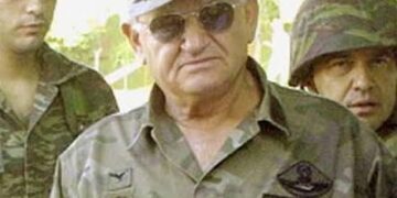 24 χρόνια απο τη συντριβή του Ε/Π της Ε.Φ και το θάνατο  του Στρατηγού Φλωράκη
