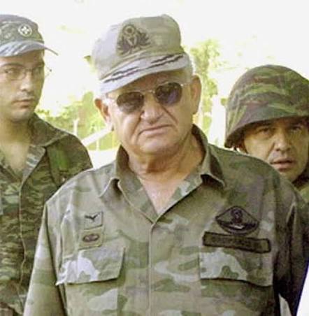 24 χρόνια απο τη συντριβή του Ε/Π της Ε.Φ και το θάνατο του Στρατηγού Φλωράκη 1 24 χρόνια απο τη συντριβή του Ε/Π της Ε.Φ και το θάνατο του Στρατηγού Φλωράκη