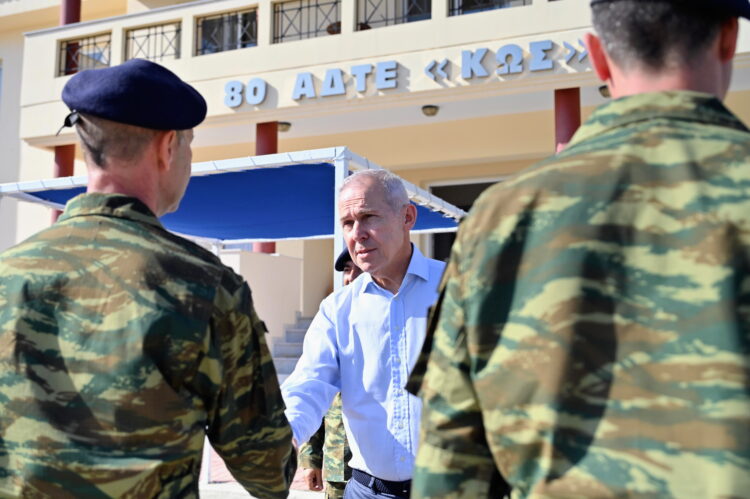 Δαβάκης από Ψέριμο: Υψηλή ετοιμότητα στην 80 ΑΔΤΕ – Στο πλευρό των ακριτών οι Ένοπλες Δυνάμεις 1 Δαβάκης από Ψέριμο: Υψηλή ετοιμότητα στην 80 ΑΔΤΕ – Στο πλευρό των ακριτών οι Ένοπλες Δυνάμεις