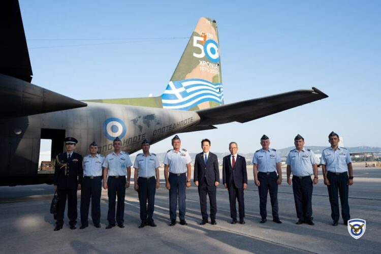 Επίσκεψη του Υφυπουργού Άμυνας της Ιαπωνίας στην Αεροπορική Βάση Ελευσίνας 1 Επίσκεψη του Υφυπουργού Άμυνας της Ιαπωνίας στην Αεροπορική Βάση Ελευσίνας