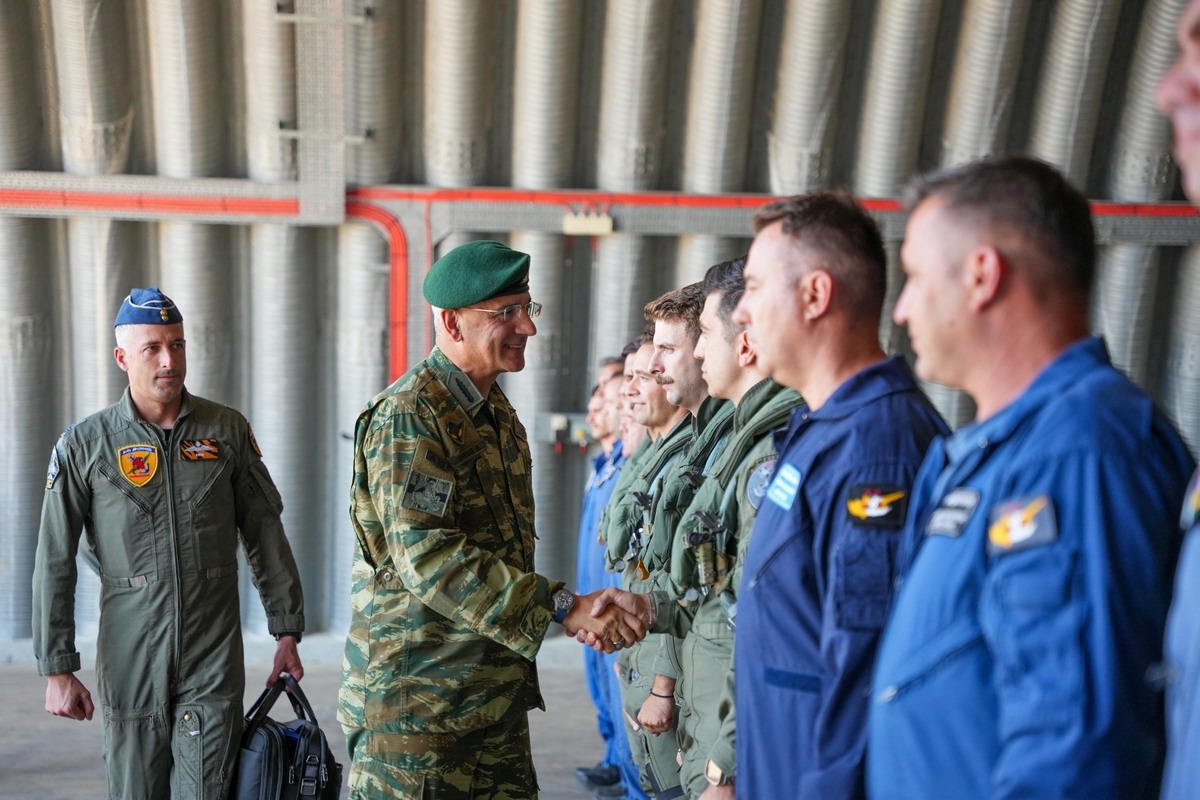 Κύπρος: Στα F-16 και τη Φρεγάτα «ΝΙΚΗΦΟΡΟΣ ΦΩΚΑΣ» ο Αρχηγός ΓΕΕΘΑ 6 Episkepsi Archigou GEETHA stin Kypro 2026 08 21 008