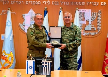 Ενισχύεται η στρατιωτική συνεργασία Ελλάδας–Ισραήλ: Στο Ισραήλ ο Α/ΓΕΕΘΑ Χούπης